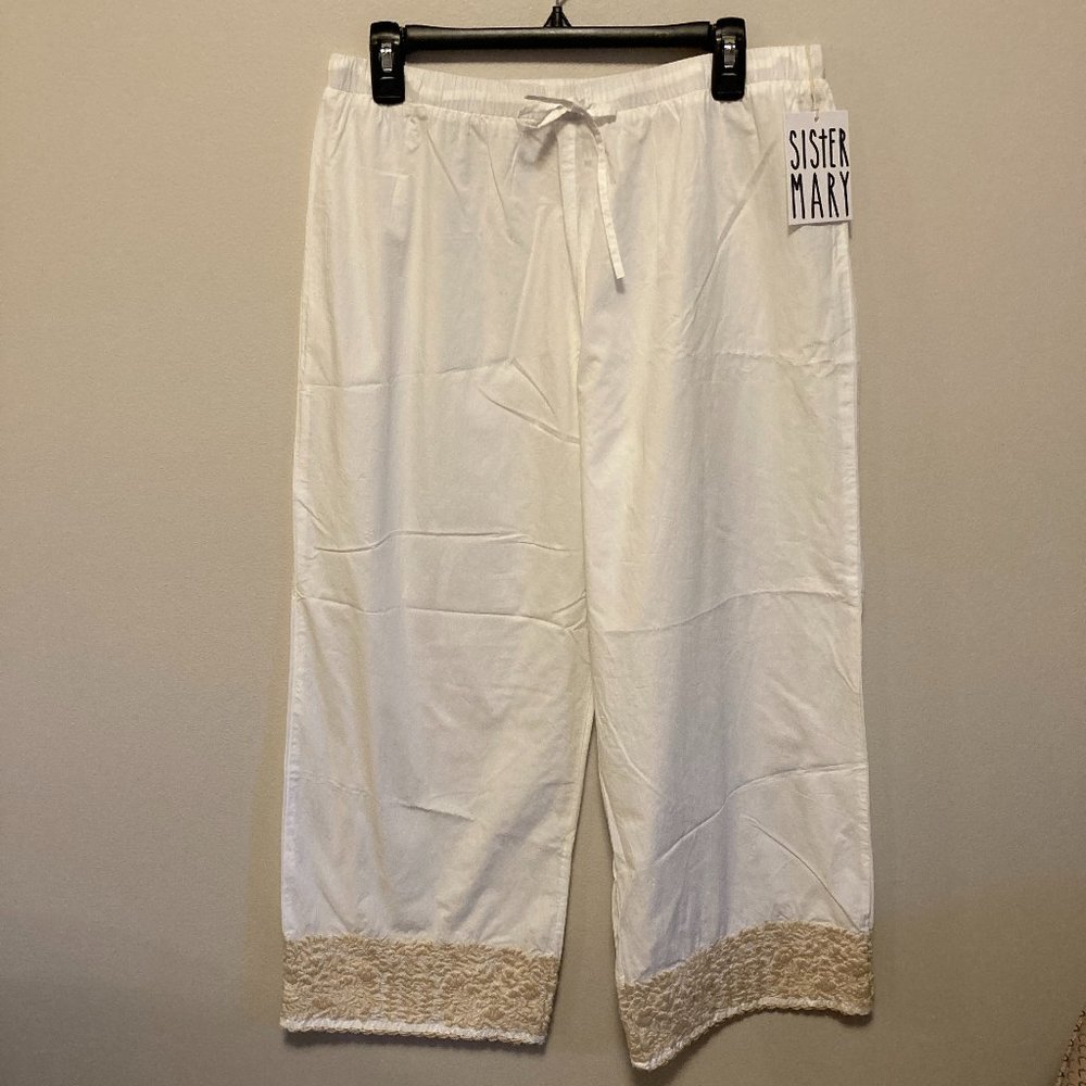Sister Mary Crop Pants Sz M Women's NWT White 100% Cotton Embroidered Wide Leg